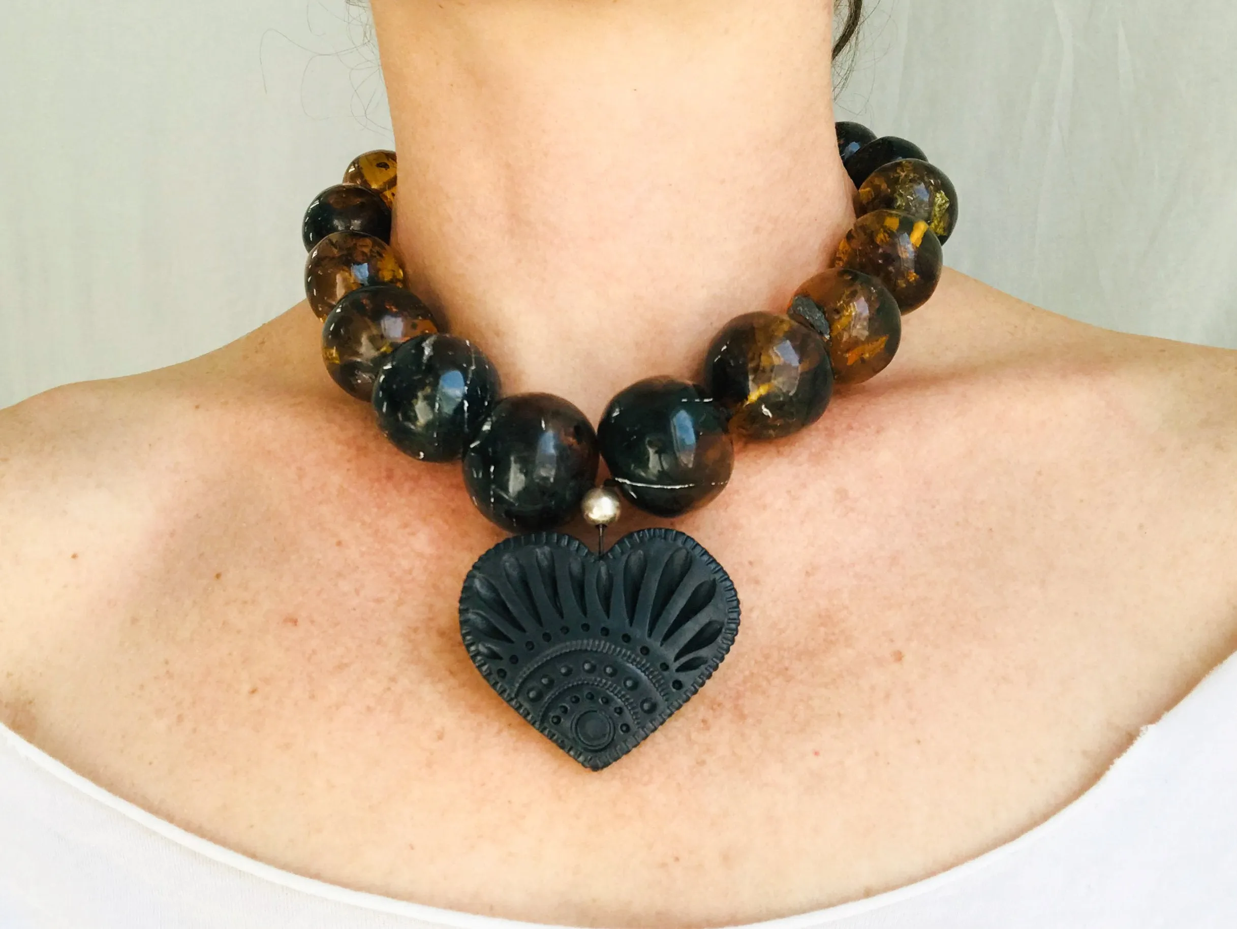 Amber Beaded Choker Necklace, Barro Negro Heart Pendant. Mexican Amber. Chunky