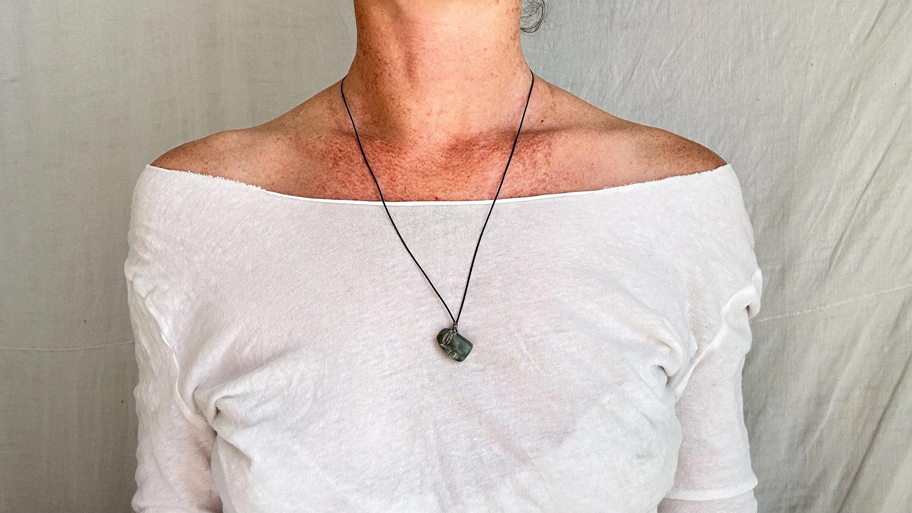 Ancient Jade Face Pendant Necklace. Zapotec. 1433
