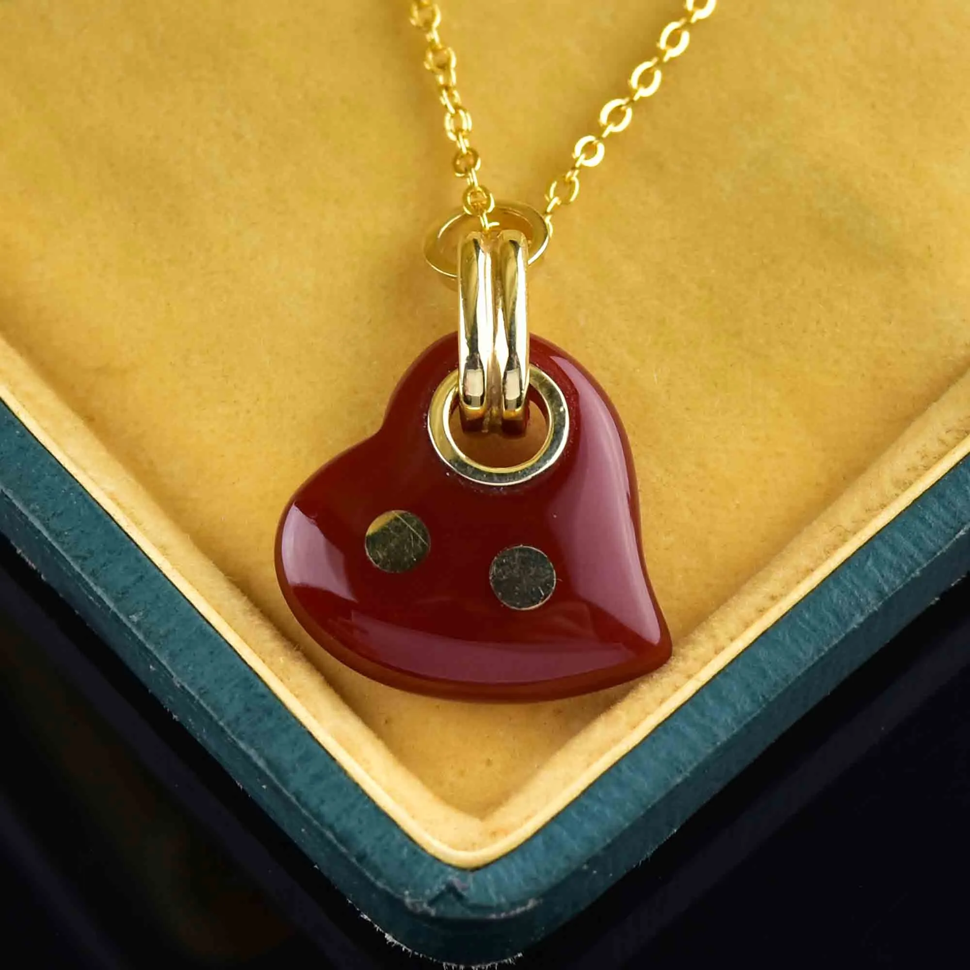 Vintage 14K Gold Red Jade Witches Heart Necklace