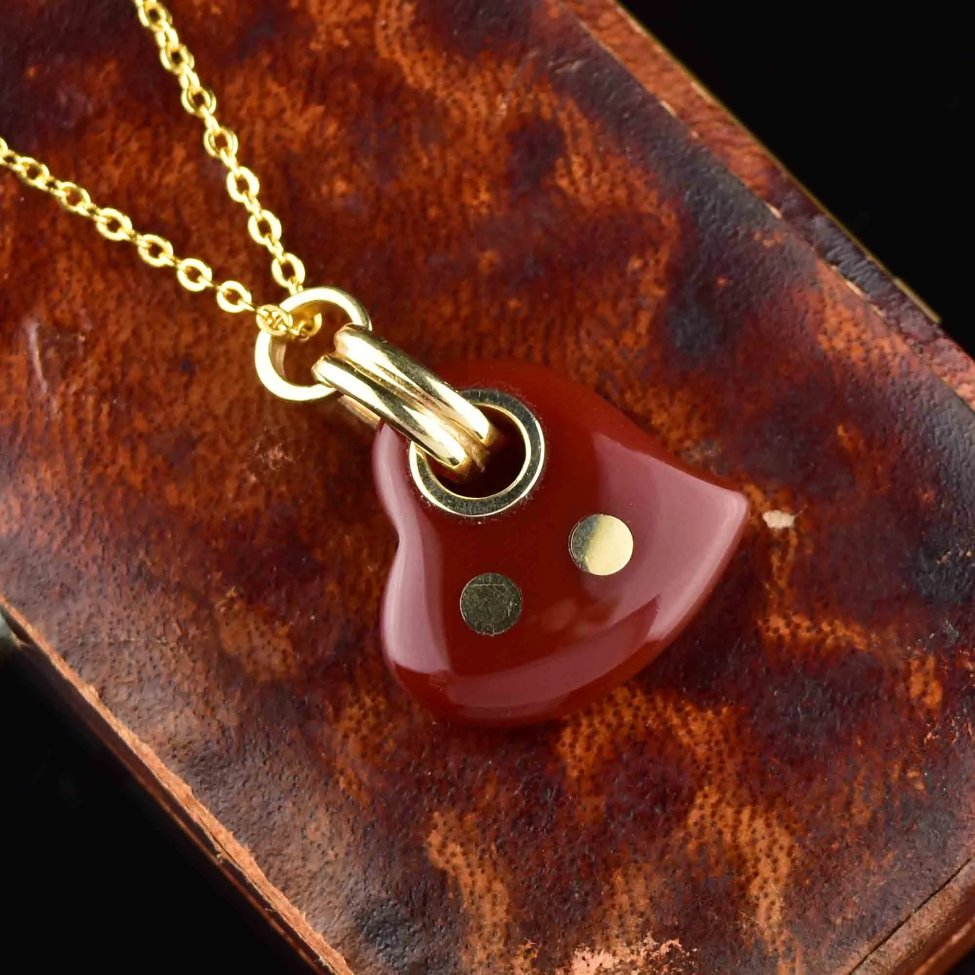 Vintage 14K Gold Red Jade Witches Heart Necklace