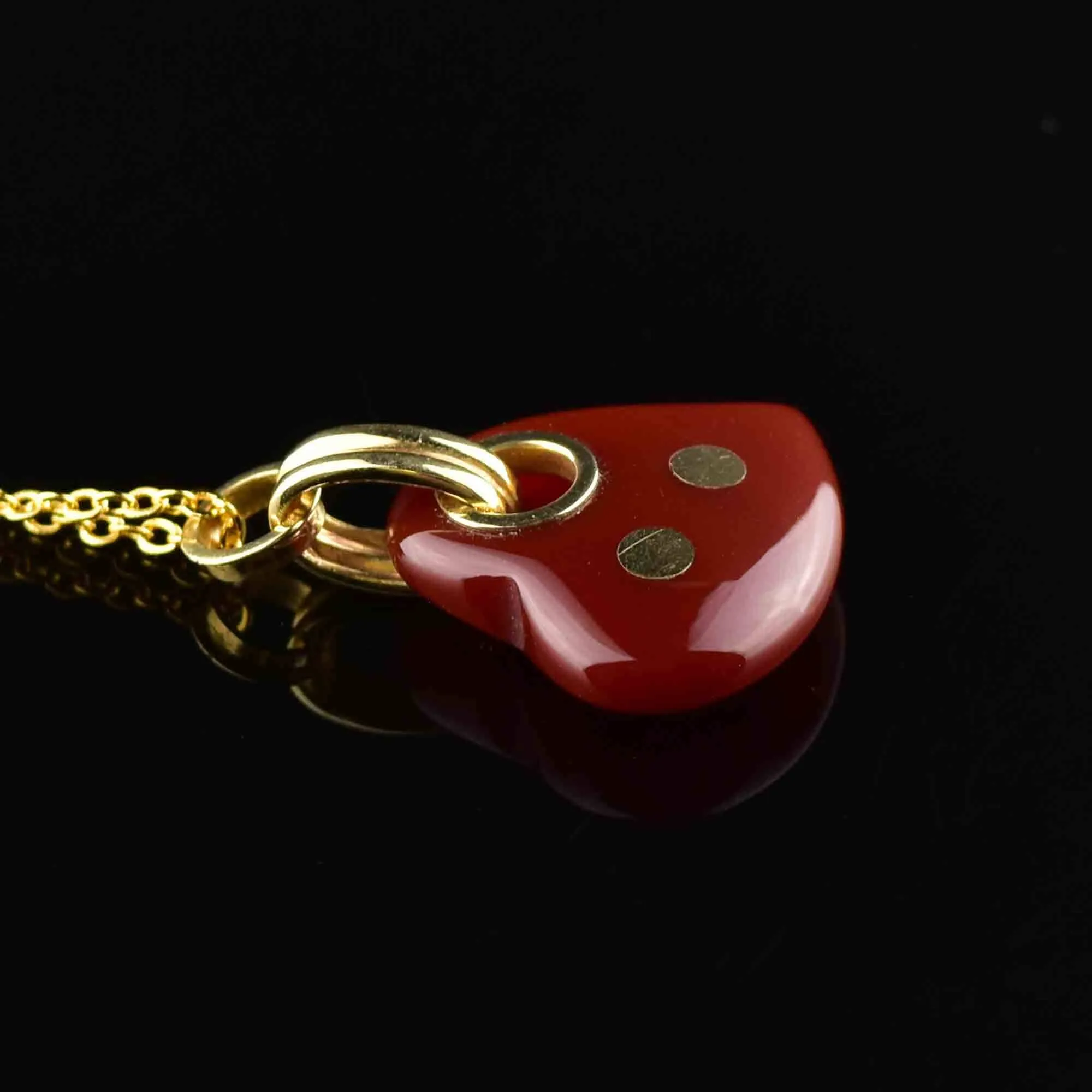 Vintage 14K Gold Red Jade Witches Heart Necklace